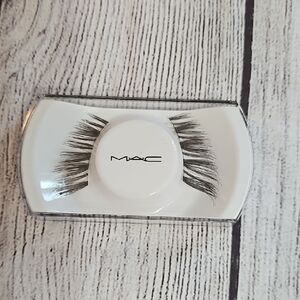 MAC Cosmetics Black False Eyelashes